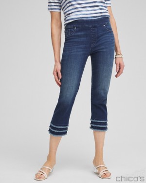 Chico's 21" Triple Fray Pull-on Capris Jeans & Denim Inverness Indigo | 627-JATIGX