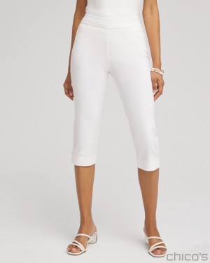 Chico's Brigitte Rivet Capris Pants Alabaster | 098-UVTCRK