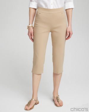 Chico's Brigitte Rivet Capris Pants Sycamore | 497-XFMGSD