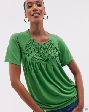 Chico's Touch of Cool Smocked Top Tees & Tanks Verdant Green | 568-TPSIMX