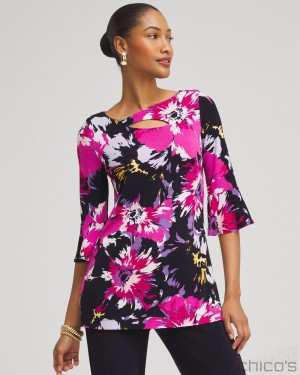 Chico's Travelers Floral Keyhole Top Tops Magenta Rose | 468-JDHXIQ