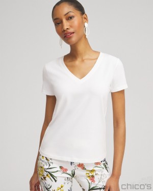 Chico's V-neck Perfect Tee Tees & Tanks Alabaster | 740-FAQEYJ