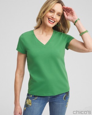 Chico's V-neck Perfect Tee Tees & Tanks Verdant Green | 704-EPQIKB