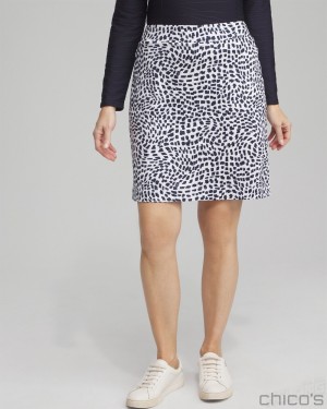 Chico's Zenergy UPF Knit Square Dots Skort Dresses Classic Navy | 130-BZMRVK