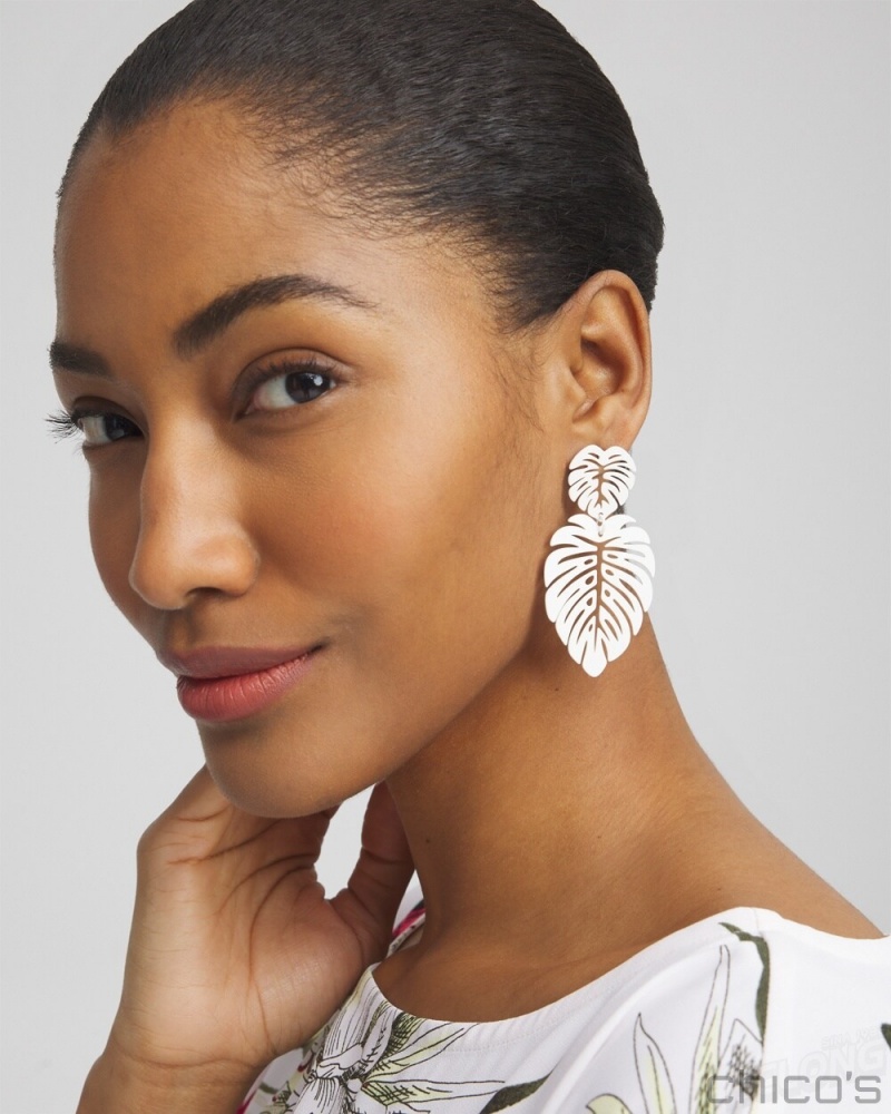 Chico's No Droop White Leaf Earrings Earrings White | 602-IOAHTC