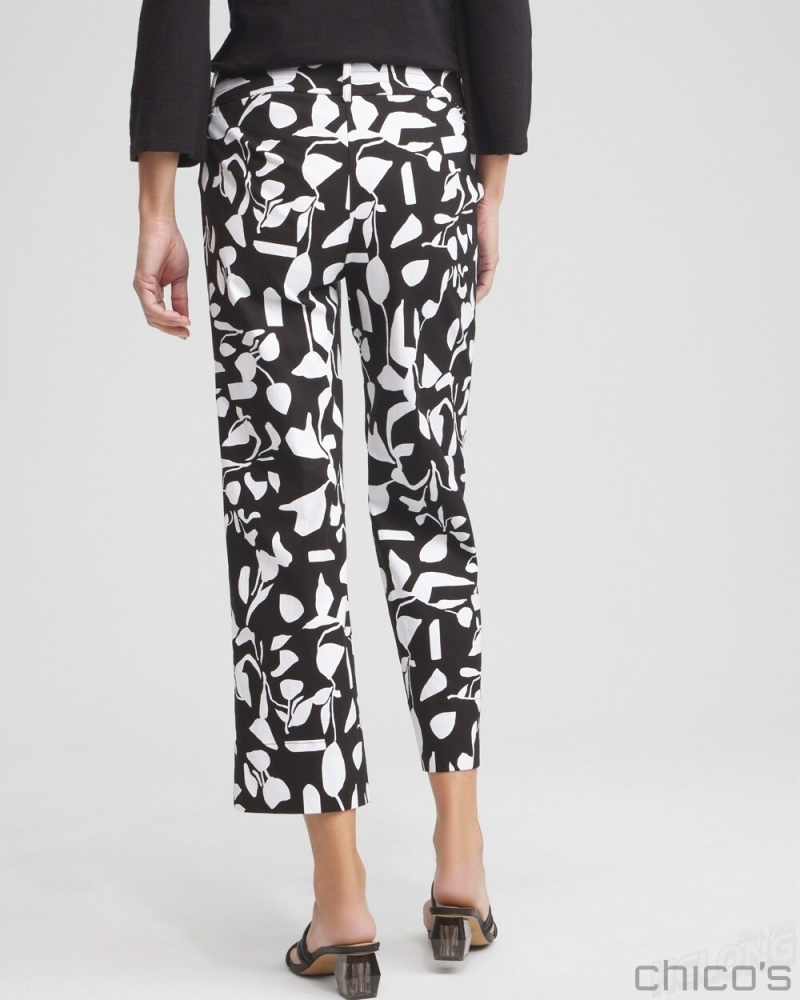 Chico's Petite Abstract Print Trapunto Cropped Pants Pants Black/White | 093-GCXTKZ