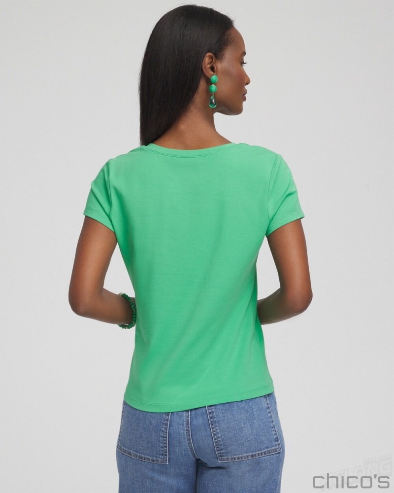 Chico's V-neck Perfect Tee Tees & Tanks GRASSY GREEN | 972-STCGLY