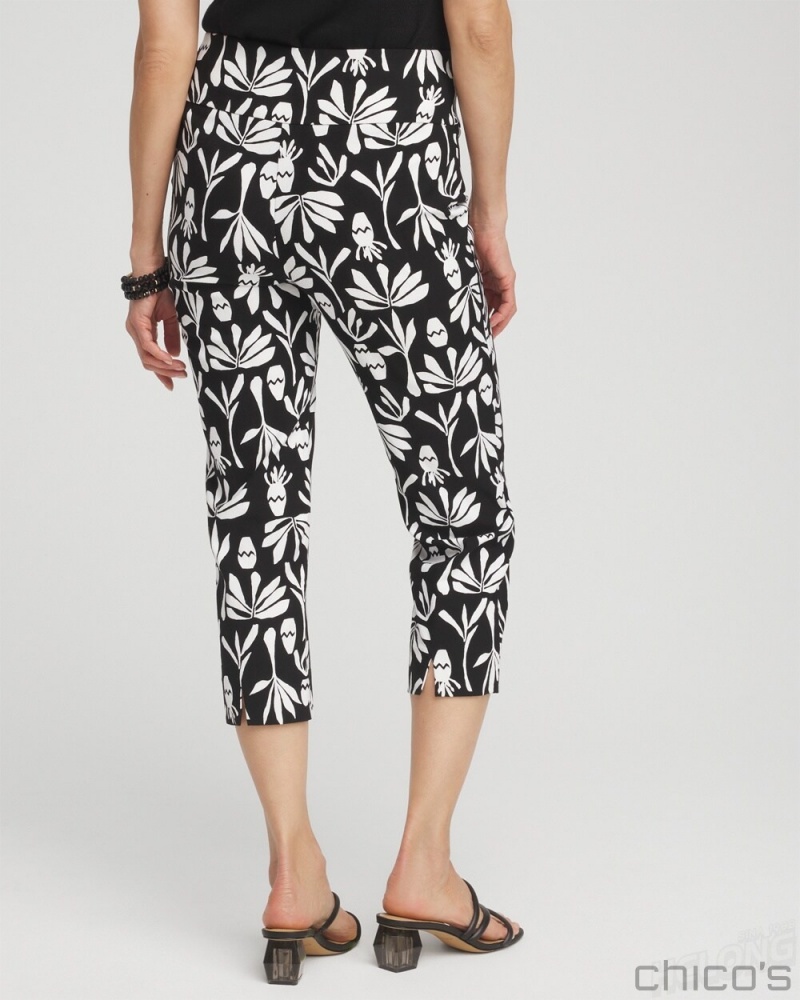 Chico's Wide Waistband Leaf Print Capris Pants Black/White | 073-WKBMDN