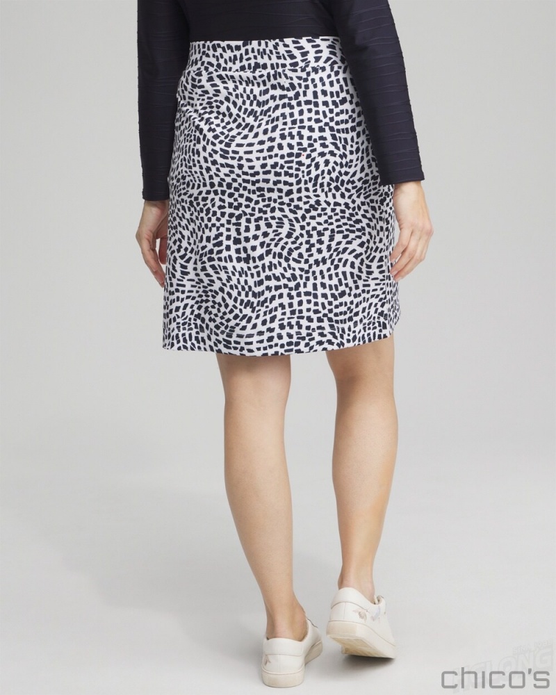 Chico's Zenergy UPF Knit Square Dots Skort Dresses Classic Navy | 130-BZMRVK